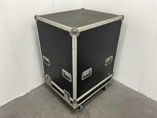 Flight case 80x70x109 cm