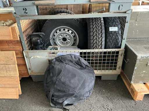 Accessory kit for Mitsubishi L200