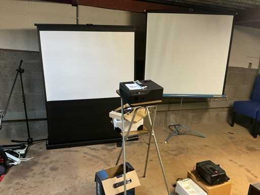 RoSH M18 Beamers & diaprojectie met scherm (2x)