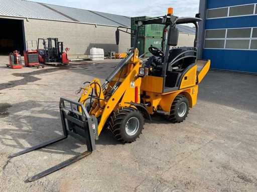 Încărcător articulat Kima K1060 neutilizat