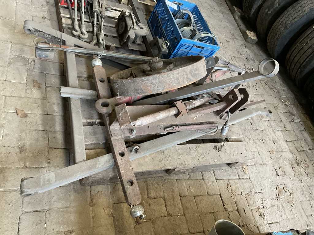 Batch of tools iron