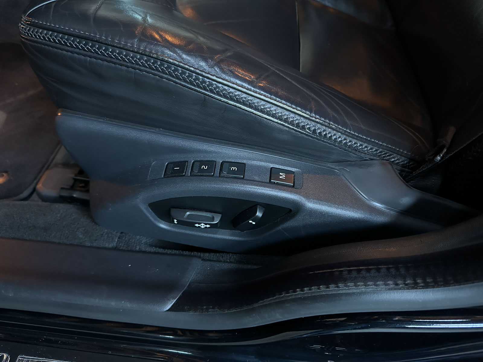 Volvo XC70 2.4 D5 Summum 185pk 2009, PD-287-R Youngtimer