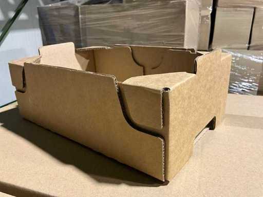 Cardboard packaging trays (584x)