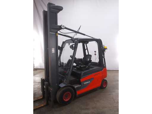 LINDE E30L-01 Forklift
