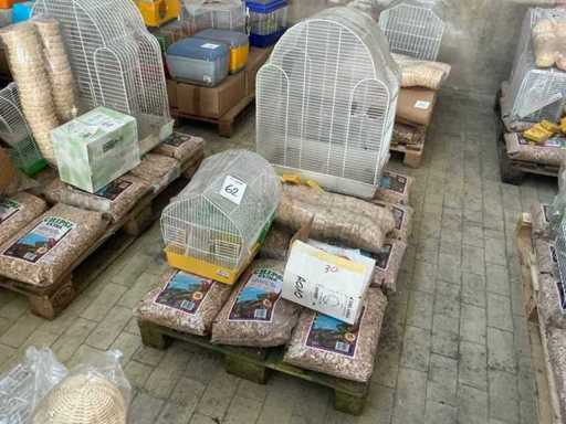 Stock of various accessories for animals