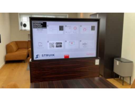 0a7c362e-8f5c-4c9d-aa2a-d89bbcd81ade.mp4