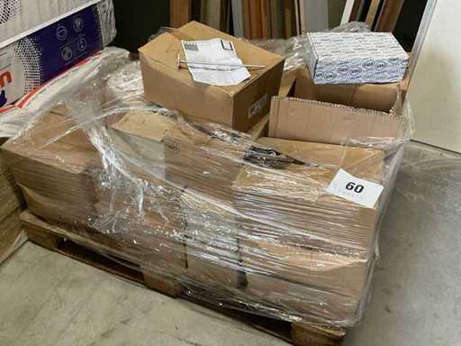 Fixations et accessoires de porte