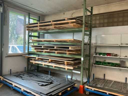 Étagère à palettes
