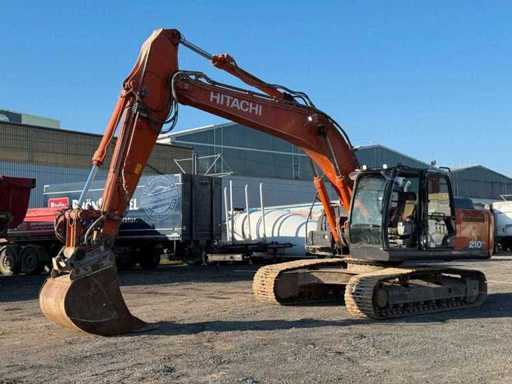 Hitachi - 2021 - ZX210LC-6 - Rupsgraafmachine