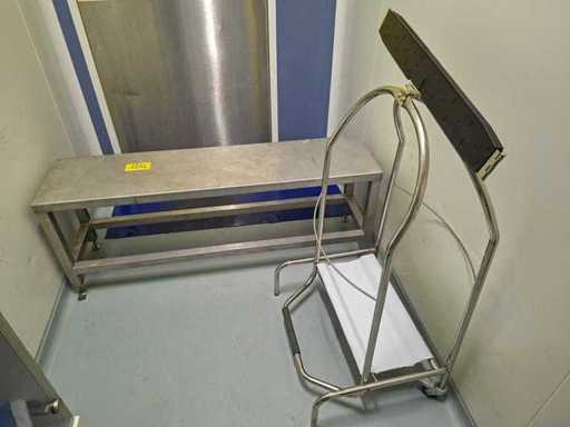 Edelstahlmöbel (2x)