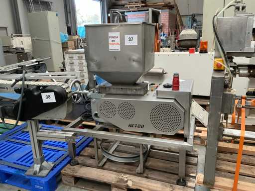 2020 Agrikracker AC100 Crumbler