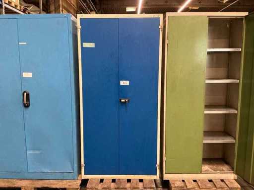 Workshop cabinet (2x)