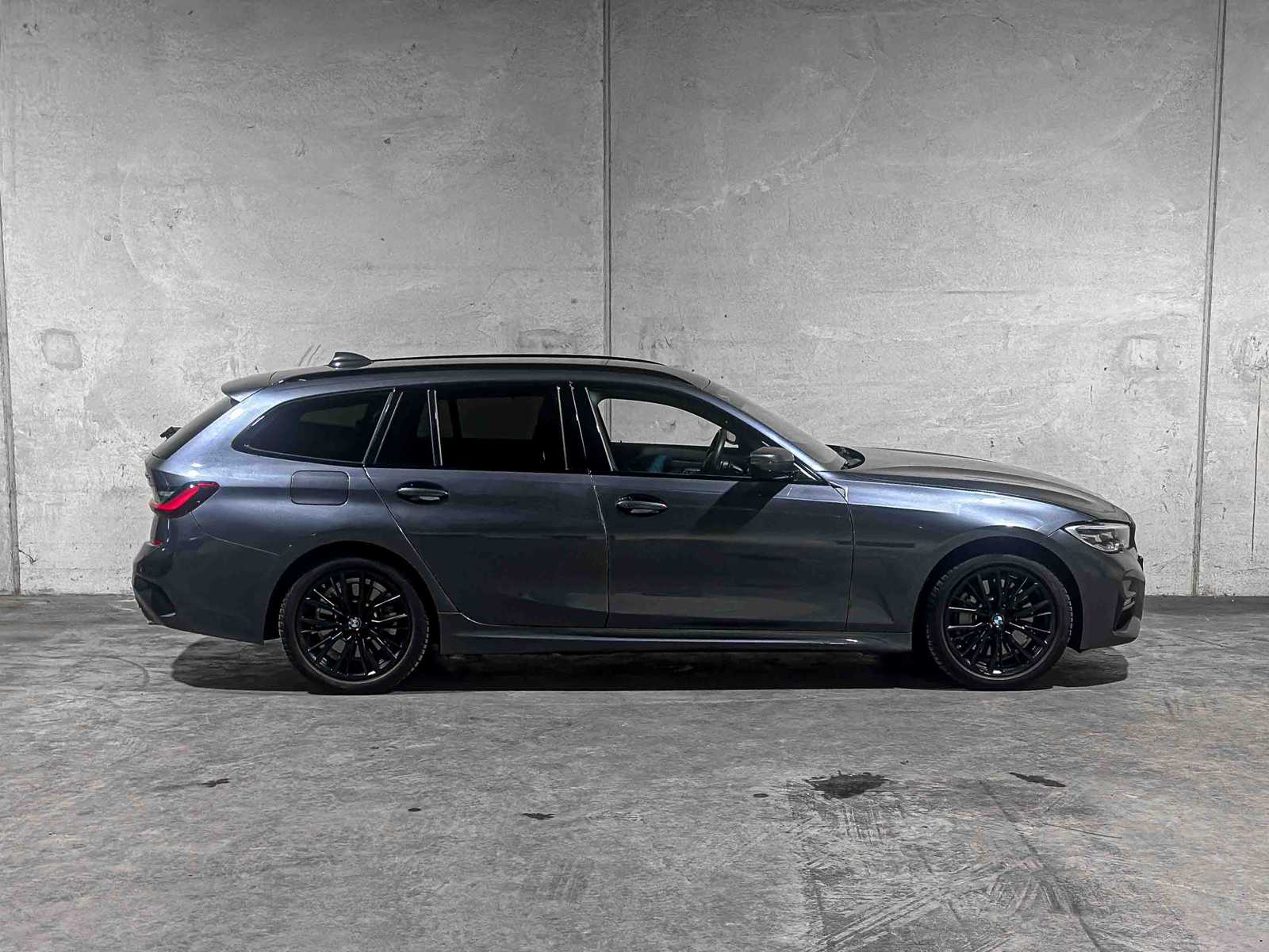 BMW 330e Touring M-Sport Business Edition Plus 184hp 2022 3-series G21, X-990-TH 