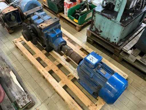 Stock di accessori,ricambi e giacenze di magazzino