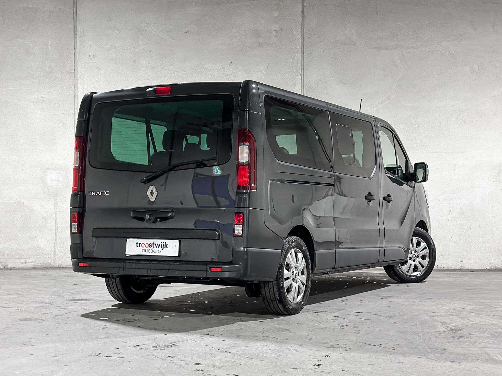Renault Trafic 2.0 9-Persoons 150pk 2023 Bedrijfswagen