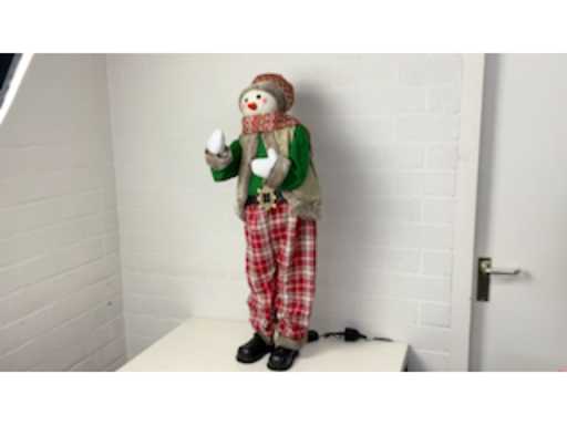 e17bd26d-842d-40d1-a89a-19f13428d83e.mp4