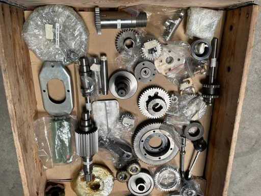 Zayer-Hwachon-YCM - Other machine accessories
