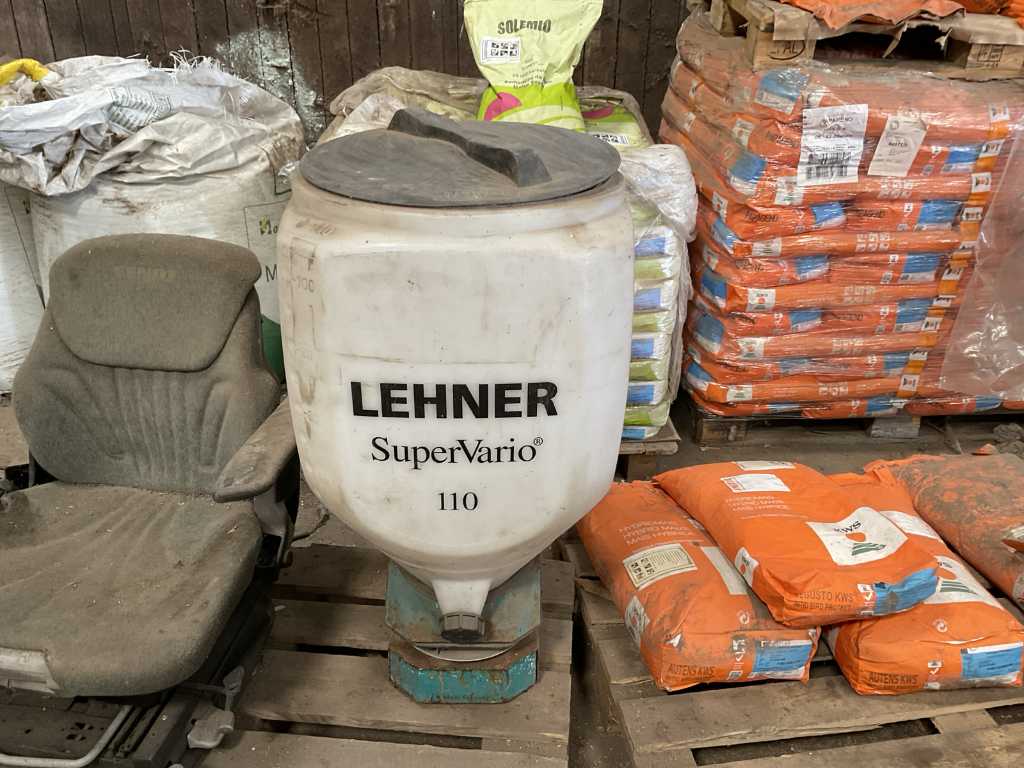 Épandeur d’engrais SuperVario 110 de Lehner