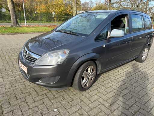 Opel Zafira Passenger Car 2012