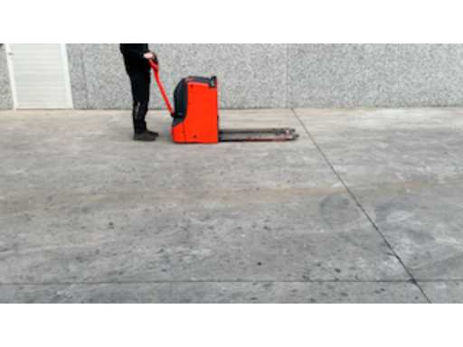 d82dff7f-7b28-4d57-9776-64e77a409743.mp4