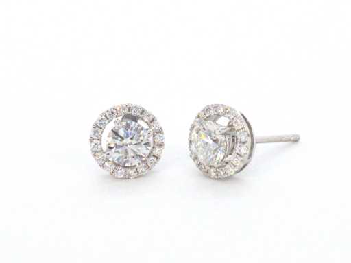 Cercei din aur alb cu diamante tăiate strălucitor, 1,00 carate