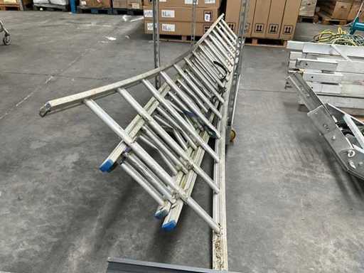 Solid 3-part aluminium sliding ladder (3x14)