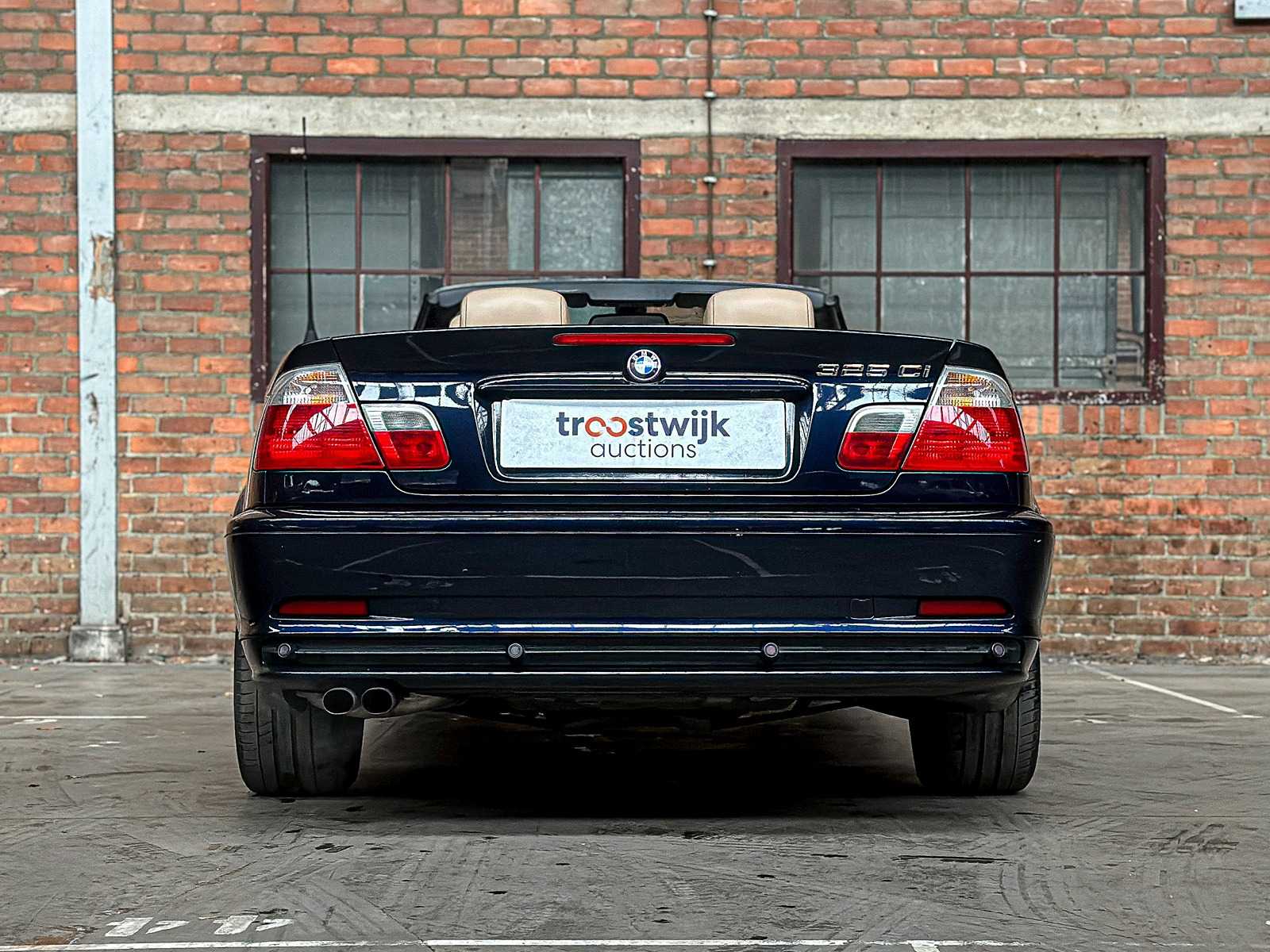 BMW 325Ci Executive 192pk 2002 (Origineel-NL) 3-serie Cabriolet (Hardtop + Softtop), 11-JP-PG