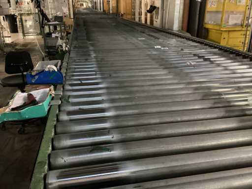 Roller conveyor