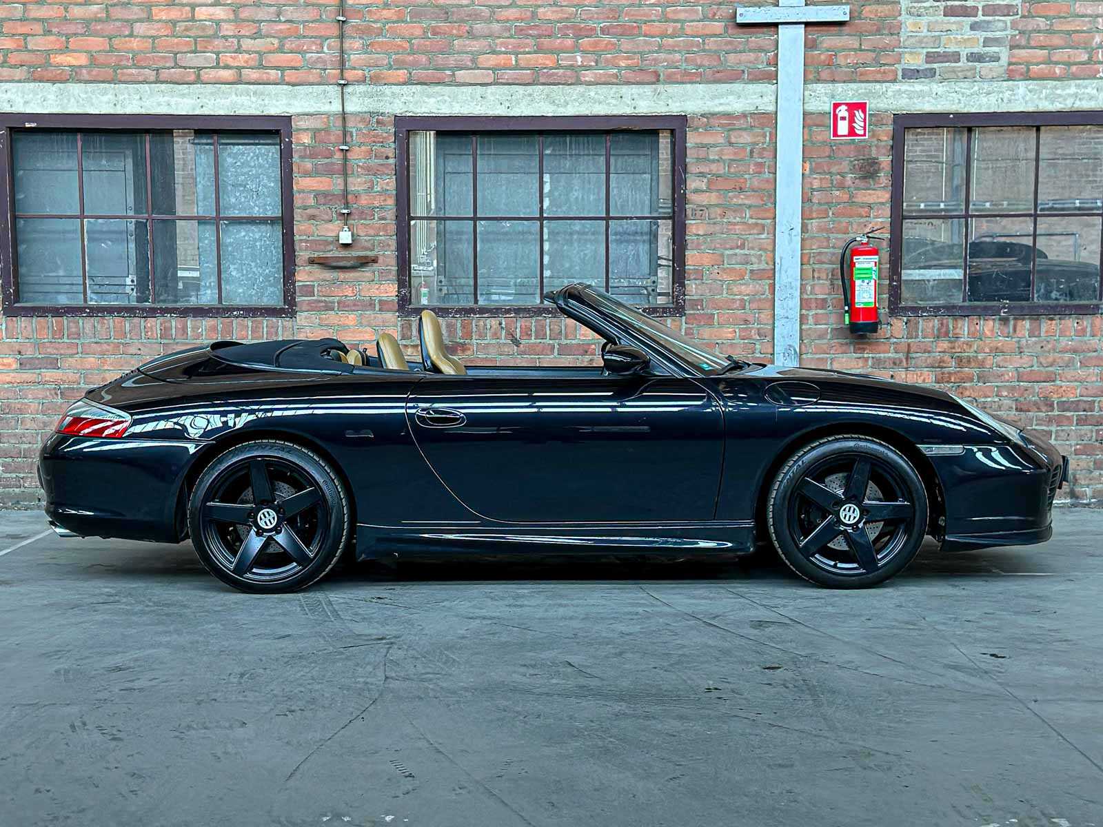 Porsche 911 Carrera Cabriolet 3.6 996 320pk 2004 HANDGESCHAKELD -Youngtimer-