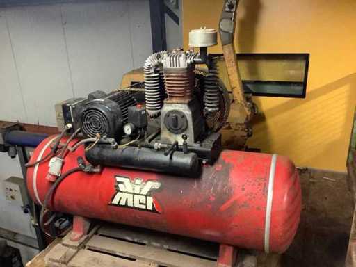 Kompresor powietrza MCN rd700