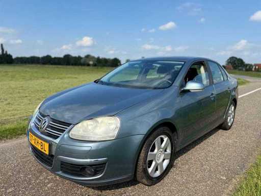Volkswagen - 2007 - Jetta - 1,6 Bns Trendline - 37-XH-BL