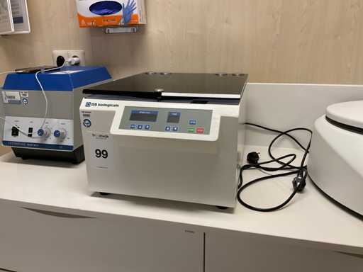 DS biologicals centrifuge machine