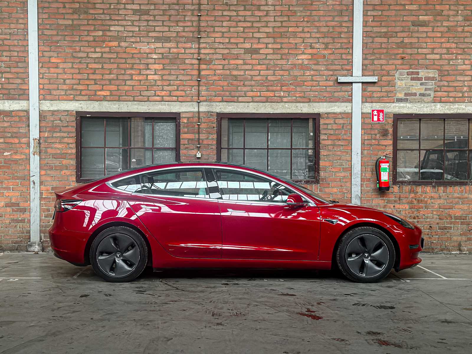 Tesla Model 3 Long Range AWD 75kWh 441pk 2019, G-003-LT