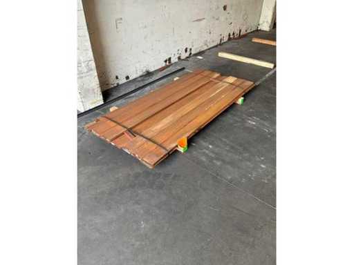 Niove 22x130 Hardhout