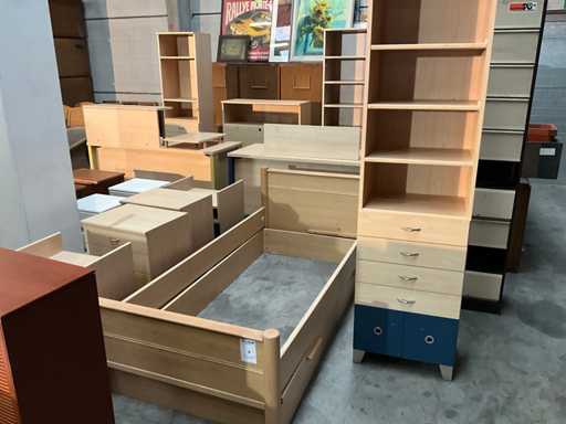 Slaapkamerset in hout