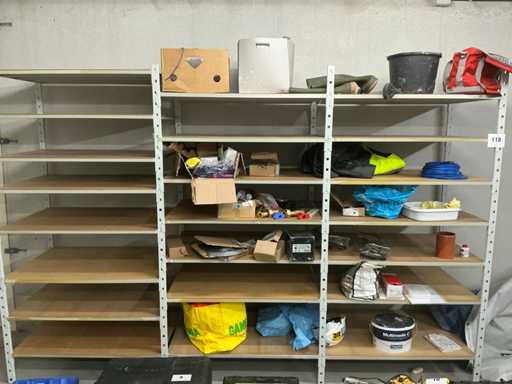 Shelf rack with content