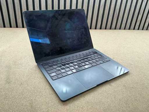 Apple - Macbook Air (M2, 2022) - Laptop
