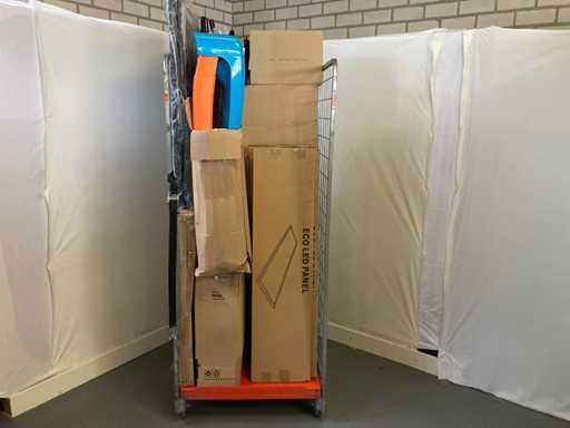 Diverse - Retourgoederen - Overbevindingen - Kar 28