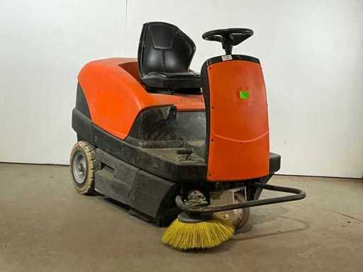 2018 Kärcher KM100/100R Bp Ride-on Vacuum Sweeper 100cm Battery