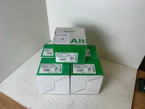 Schneider Altivar312 ATV312H018M2B Frequency Converter (5x)