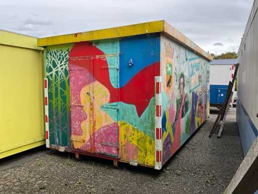 Unité de bureau / cabane pour les jeunes