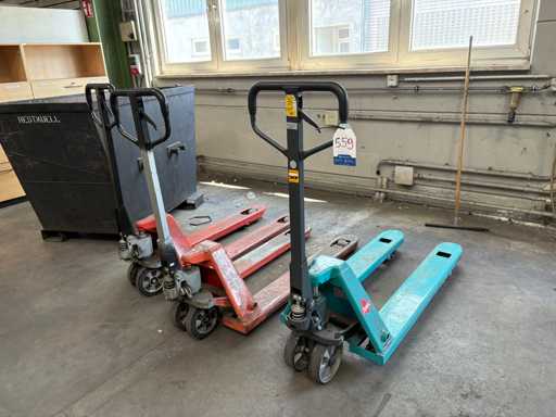   Hand Pallet Truck Lot