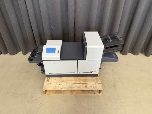 Neopost DS-63 -Couverteermachine