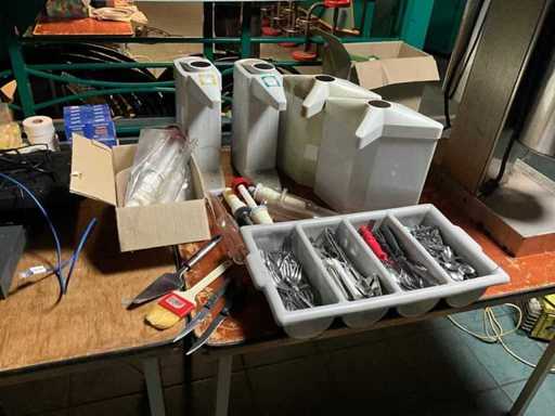 Other kitchen supplies