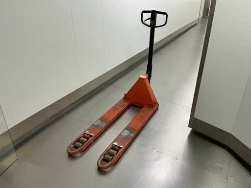 2008 BT LHM200L Hydraulic Hand Pallet Truck
