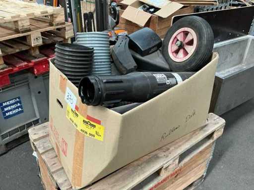 Lot of parts garden tools