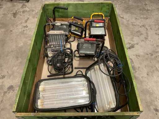 Lot of construction lamps, 9 pieces