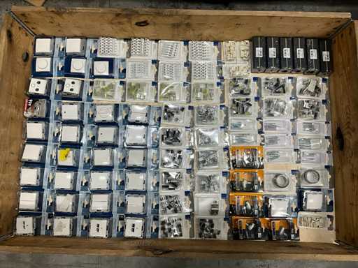 Berker Partij divers schakelmaterieel (88x)