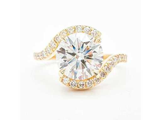 Bague en or jaune 14 carats avec 2,42 ct. Diamant