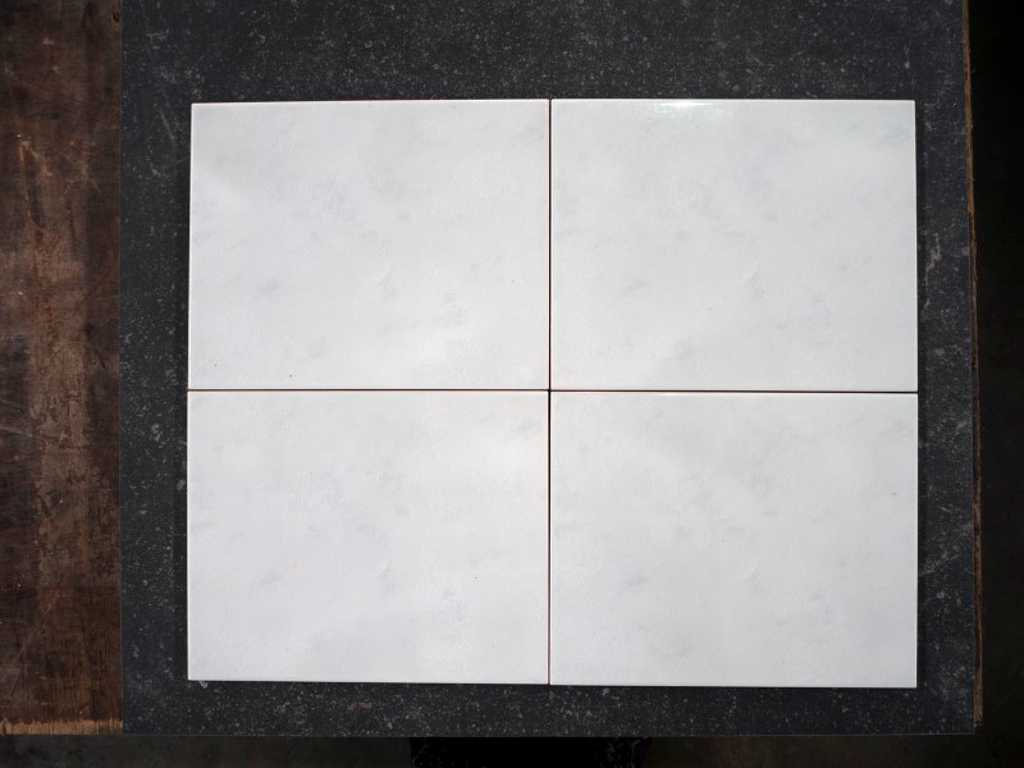 Ceramic tiles 38m²